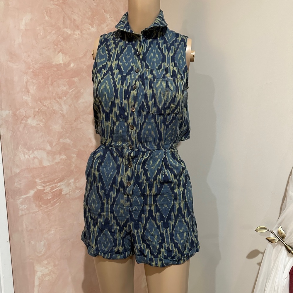 THOMAS SIRES OCHO RIOS JUMPER New .